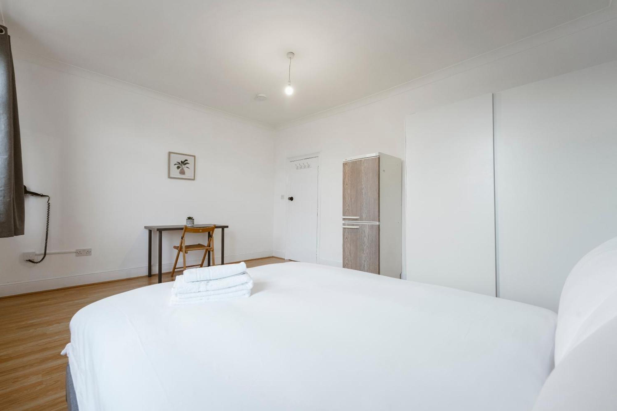Stratford Double Rooms - 29 Лондон Екстер'єр фото